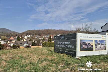 Haus zum Kaufen in Sailauf 599.000,00 € 126.07 m²