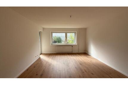 Komfort & Ruhe – schöne Wohnung für Menschen die Entspannung wünschen, mit EBK & Balkon - Wolfsburg Alt-Wolfsburg