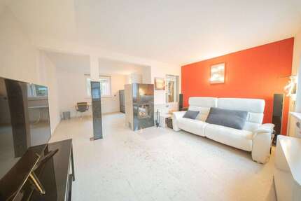 Haus zum Kaufen in Mundelsheim 250.000,00 € 95 m²