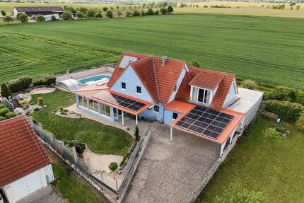 Haus zum Kaufen in Steinsfeld 875.000,00 € 230 m²