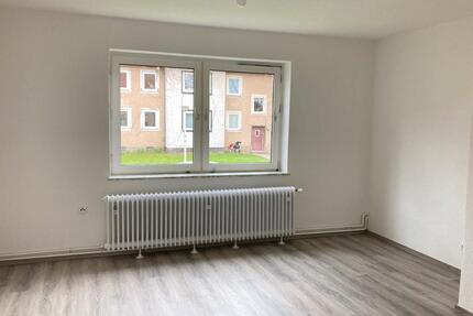 Zentral gelegen: Helle 3-Zimmerwohnung im Erdgeschoss (Musterbilder) - Salzgitter