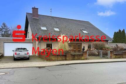 Haus zum Kaufen in Mayen 649.000,00 € 300 m²