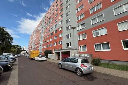 Wohnung zum Mieten in Magdeburg 296,00 € 49.47 m²