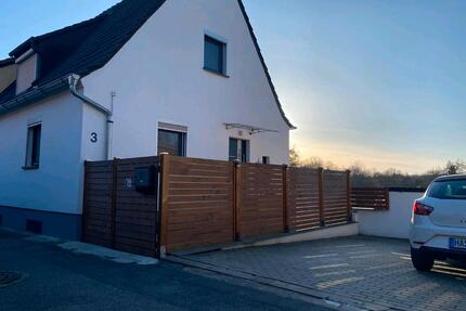 Haus in ruhiger Stadlage - 295.000,00&nbsp;EUR Kaufpreis, ca.&nbsp; 90,20&nbsp;m&sup2; in Haßfurt (PLZ: 97437)