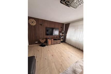 Reihenmittelhaus - 750.000,00&nbsp;EUR Kaufpreis, ca.&nbsp; 125,00&nbsp;m&sup2; in Stuttgart (PLZ: 70329) Hedelfingen