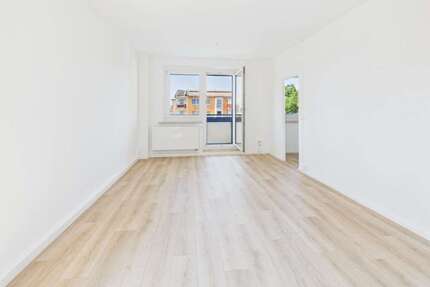 Wohnung zum Mieten in Chemnitz 375,00 € 68.61 m²