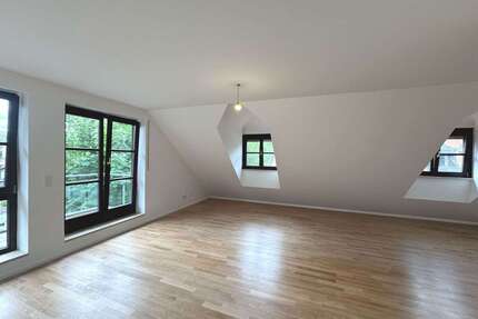 Wohnung zum Mieten in München 2.200,00 € 122.35 m²