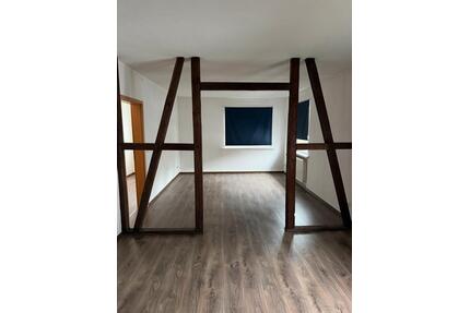 Moderne Wohnung in Frommern - 920,00&nbsp;EUR Kaltmiete, ca.&nbsp; 84,00&nbsp;m&sup2; in Balingen (PLZ: 72336)