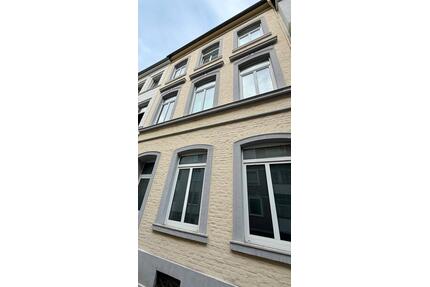Burtscheid: Neues Bad. Helle und ruhige DG-Wohnung Aachen