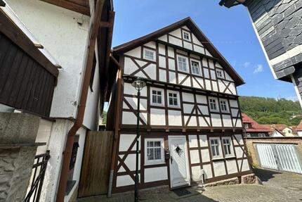 Haus zu verkaufen - 79.000,00&nbsp;EUR Kaufpreis, ca.&nbsp; 140,00&nbsp;m&sup2; in Ruhla (PLZ: 99842)