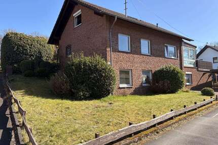 Haus zum Kaufen in Burbach 299.000,00 € 215 m²