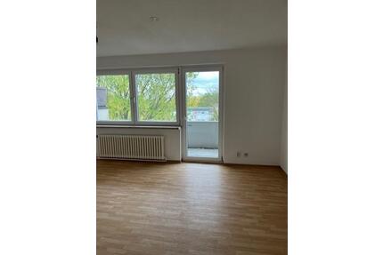 ~Helle 3-Zimmerwohnung mit Balkon** - Herford Falkendiek