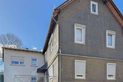 Haus zum Kaufen in Dautphetal 179.000,00 € 170 m²