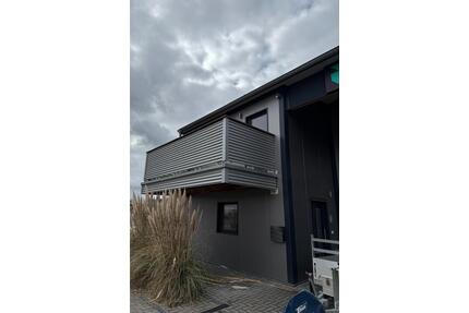 Moderne 2-Zimmer-Wohnung mit Balkon in Büdingen