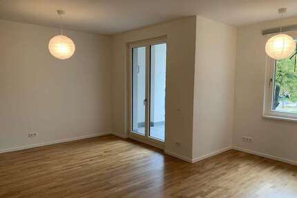 Wohnung zum Mieten in Berlin 1.509,00 € 77.82 m²