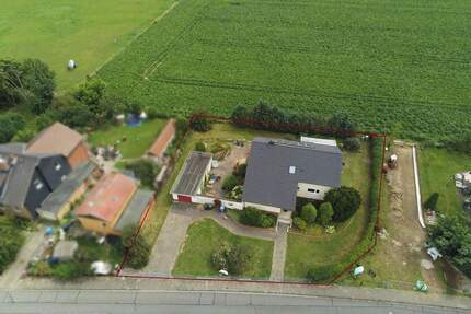 Großes Einfamilienhaus in schöner Lage - Velpke Meinkot
