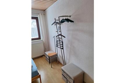 Monteur Ferienwohnung - 27,00&nbsp;EUR Kaltmiete, ca.&nbsp; 68,00&nbsp;m&sup2; in Altusried (PLZ: 87452)