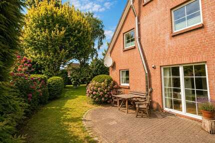 Haus zum Mieten in Elmshorn 2.100,00 € 166 m²