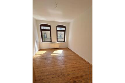 2 Zimmer Bs Westl Ring zu verkaufen Leerstehend - Braunschweig