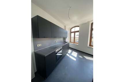 Wohnung zum Mieten in Werdau 450,00 € 67 m²