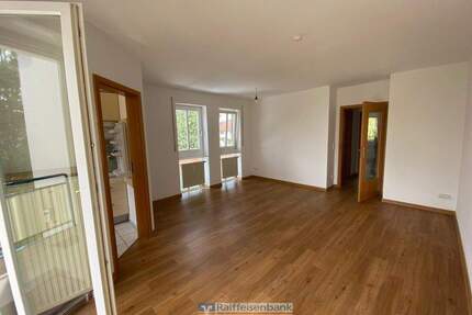 Helle 2,5-ZKB mit Einbauküche und TG - Schrobenhausen