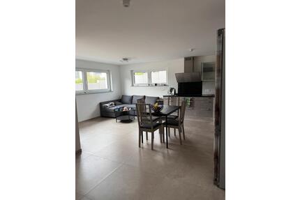 Moderne, teilmöblierte 2 Zi. Wohnung - Bondorf