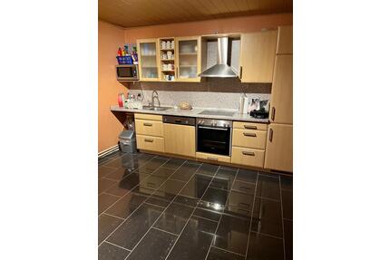 Wohnung ca. 100 qm. 4 Zimmer , Küche , Bad - Seesen