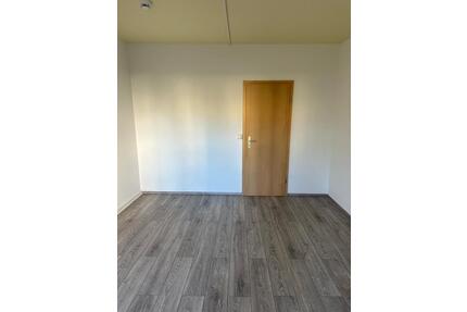 Wohnung zur Miete - 290,00&nbsp;EUR Kaltmiete, ca.&nbsp; 55,00&nbsp;m&sup2; in Gera (PLZ: 07549) Lusan