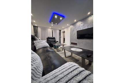 Hausgefühl inklusive: Kernsanierte 3,5-Zimmer-Terrassenwohnung mit Garten & Vollausstattung - Steinenbronn