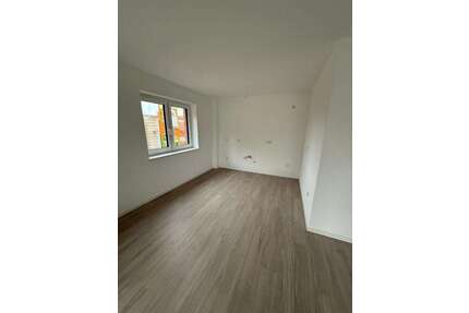 Wohnung zum Mieten in Loxstedt 625,00 € 46.17 m²