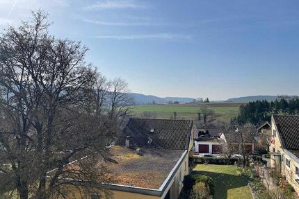 Sofort frei: 3 Zi.-ETW mit Balkon und traumhaftem Ausblick - Wildberg