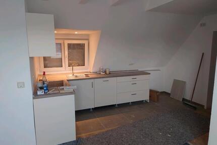 Erstbezg Kernsanierte 4zimmer Wohnung im Dachgeschoss (2ET) - Landau in der Pfalz