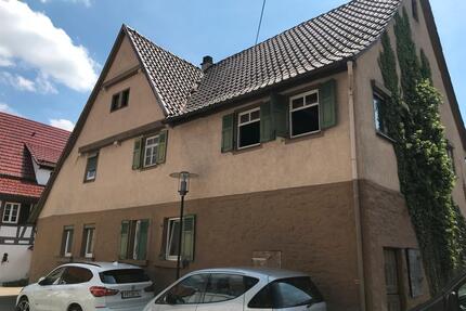 Historisches Wohnhaus mit großem Potenzial – Sanierungsobjekt - Vaihingen an der Enz