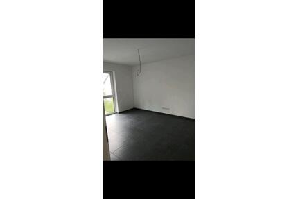 Erstbezug 2 Zimmer Neubau - 990,00&nbsp;EUR Kaltmiete, ca.&nbsp; 70,00&nbsp;m&sup2; in Frankfurt am Main (PLZ: 60437) Bonames