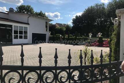 Haus zum Kaufen in Maxhütte-Haidhof 1.129.000,00 € 230 m²