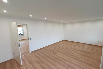 Wunderschöne 4-Zimmer-Wohnung nach Kernsanierung zum Erstbezug - Ampfing