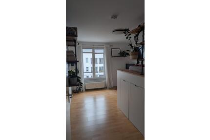 WG Zimmer 14,5m² Adlershof - 307,00&nbsp;EUR Kaltmiete, ca.&nbsp; 14,50&nbsp;m&sup2; in Berlin (PLZ: 12489) Treptow-Köpenick
