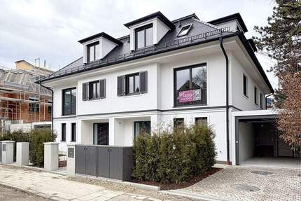NEUBAU: Stilvolle Villenhälfte in idyllisch-ruhiger Bestlage - München Bogenhausen