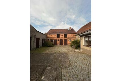 Vermiete: Kleiner DreiseitenhofAtelier bei DahmeMark - Dahme/Mark