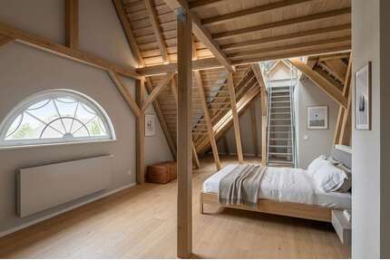 Haus zum Kaufen in LahrSchwarzwald 760.000,00 € 270 m² - Lahr/Schwarzwald