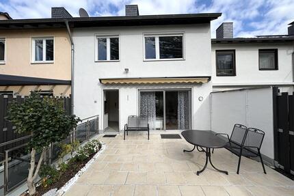 **Bonn-Beuel: Gepflegtes Reihenmittelhaus in toller Lage! 4 Zimmer, Terrasse, Garten**