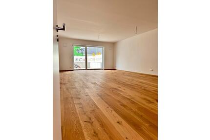 Zentrumsnahe 2-Zimmer-Wohnung ab sofort zu vermieten! - Deggendorf