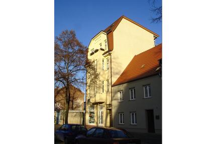 Stendal Innenstadt- Altbau 2 Raumwohnung -auch nutzbar als 3 RW