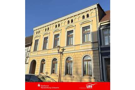 Haus zum Kaufen in Parchim 390.000,00 € 229.7 m²