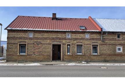 Sanierungsobjekt mit viel Platz - Bernsdorf Wiednitz