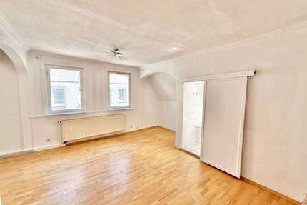 Haus zum Kaufen in Winnenden 349.000,00 € 235 m²