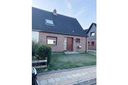 Eckernförde - Borby: Das knuddelige Haus