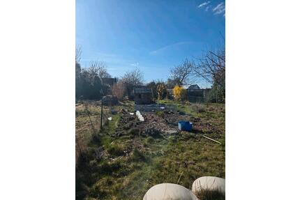 Kleingarten mit Häuschen, Obstbäumen & Gartenausstattung - Güstrow