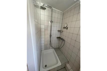 2 ZImmer Küche Bad in bester Lage direkt am Weinberg 3.OG - Kassel Südstadt