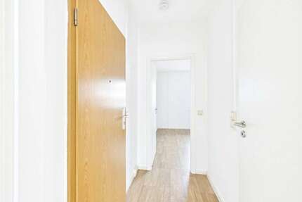 Wohnung zum Mieten in Dessau-Roßlau 240,00 € 39.64 m²